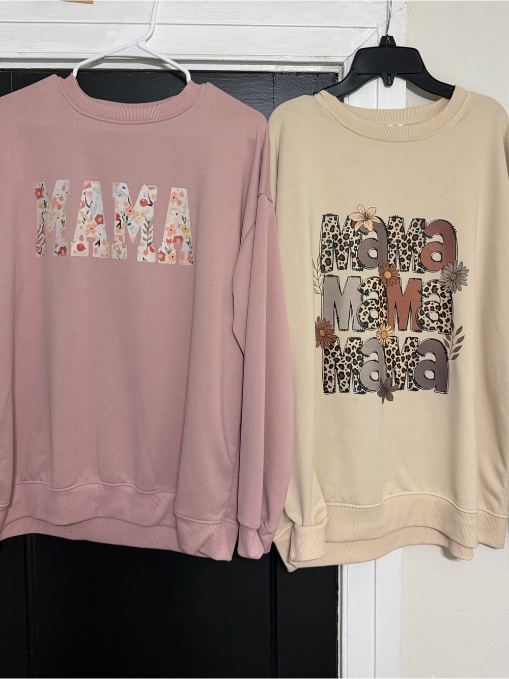 Pink and Cream 'Mama' Graphic Sweatshirts - Women's Casual Crewneck